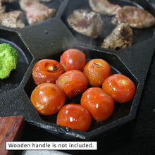 Load image into Gallery viewer, Mommy's Pot 23cm Cast-Iron Traditional Egg Pan Non-Stick Pre-Seasoned