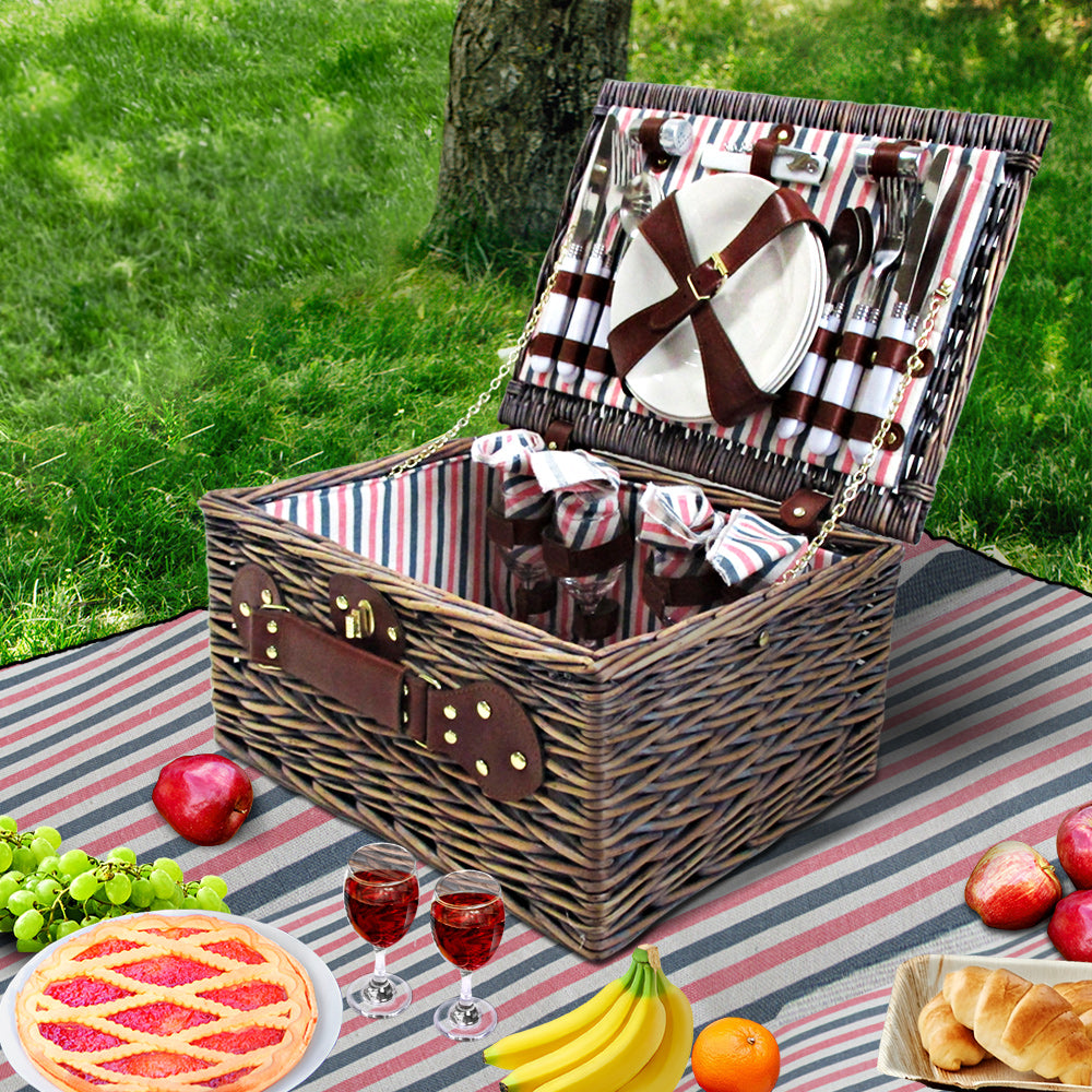 4 Person Picnic Basket with Deluxe Outdoor Corporate Gift Blanket