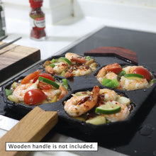 Load image into Gallery viewer, Mommy's Pot 23cm Cast-Iron Traditional Egg Pan Non-Stick Pre-Seasoned

