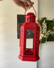 Load image into Gallery viewer, 10 Pack of Red Metal Miners Lantern Summer Xmas Wedding Home Party Room Balconey Deck Decoration 21cm Tealight Candle
